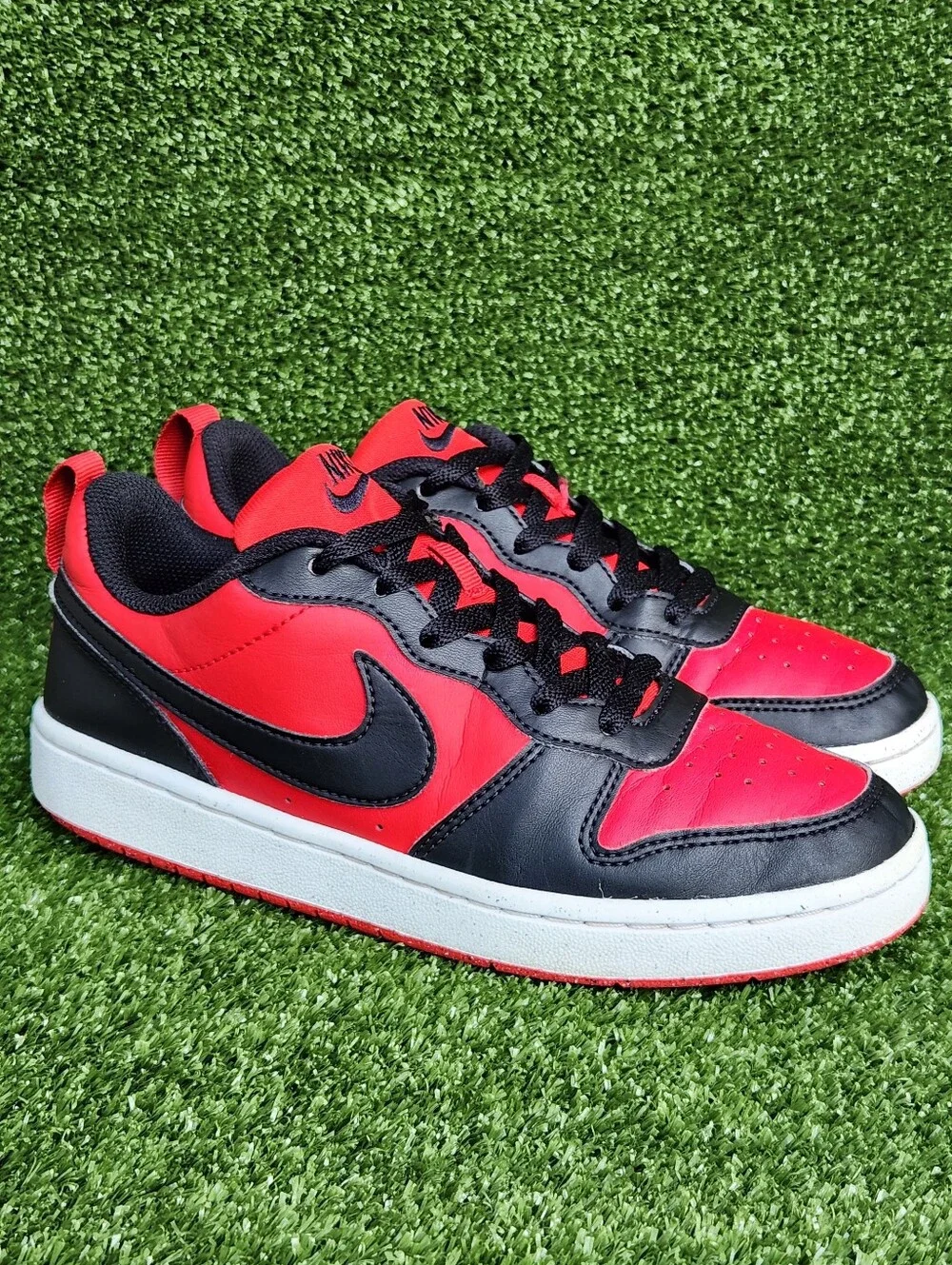 Nike Court Borough Low Big Kids Size 5.5 Youth Red Black Leather Sneakers Shoes